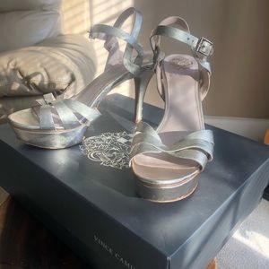 Platform dress heels, light gold ánkle strap